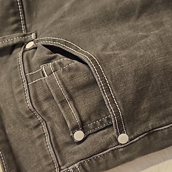 Torrid Crop Jegging - Picture 4 of 10